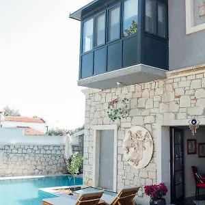 Chloe Boutique Otel